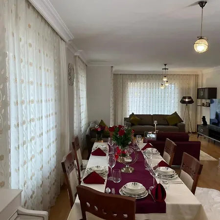 Βίλα Cozy Μαρμαρίς